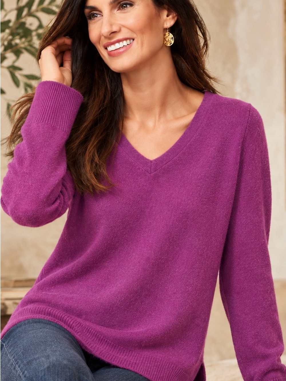 Sundance V-Neck Long Sleeve Sweater in Vibrant Purple